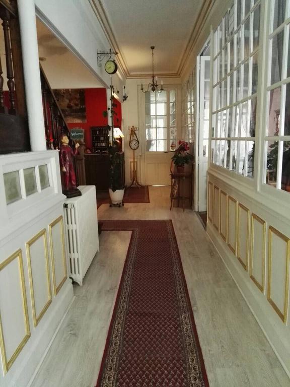 Flore Hotel 3*