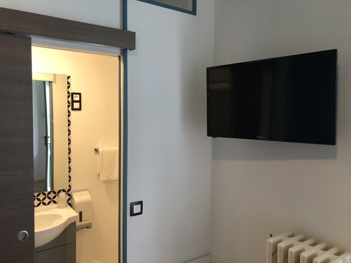 Flore Hotel 3*