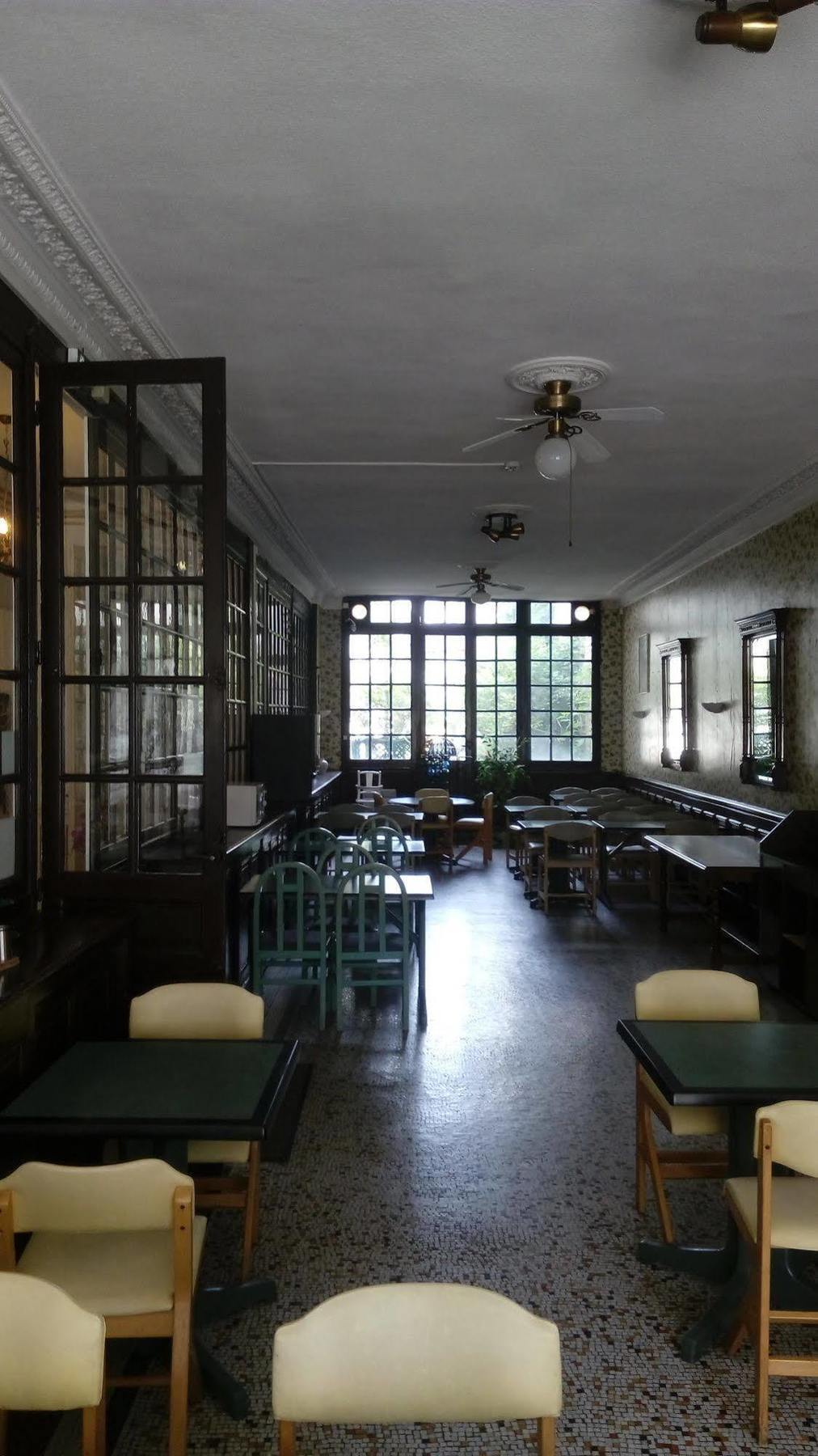 Flore Hotel 3*